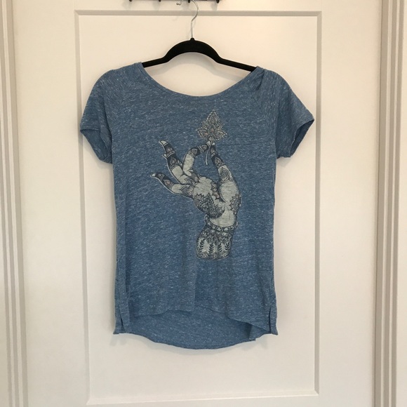 Lucky Brand Tops - Lucky Brand graphic tee Lucky Brand Tops - Lucky Brand graphic tee